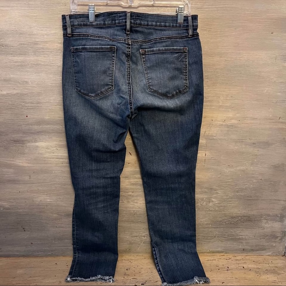 Loft 91% Cotton Frayed Hem Skinny Stretch Blue Jeans Size 10 Good Condition - Picture 9 of 10